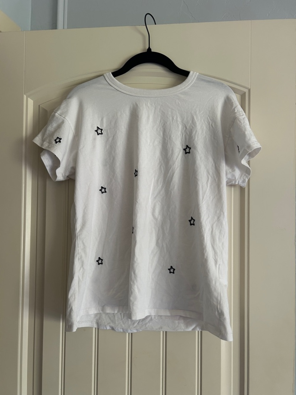 Storia White Star Embroidered Tee